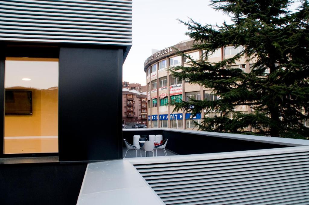 Bbk Bilbao Good Hostel Exteriör bild